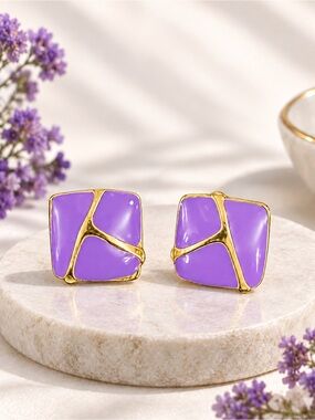 ART DECO STYLE; Gold and Purple Enamel; Vintage 70s; Geometric Earrings